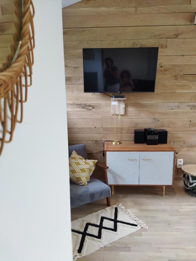 Le Clos Des 3 - Vacances Avec Vue En Ardennes A 5 Kilometres De La Roche - Maison De 90 M2 Avec Chambres - Avec Magnifique Jardin Rendeux Exteriör bild
